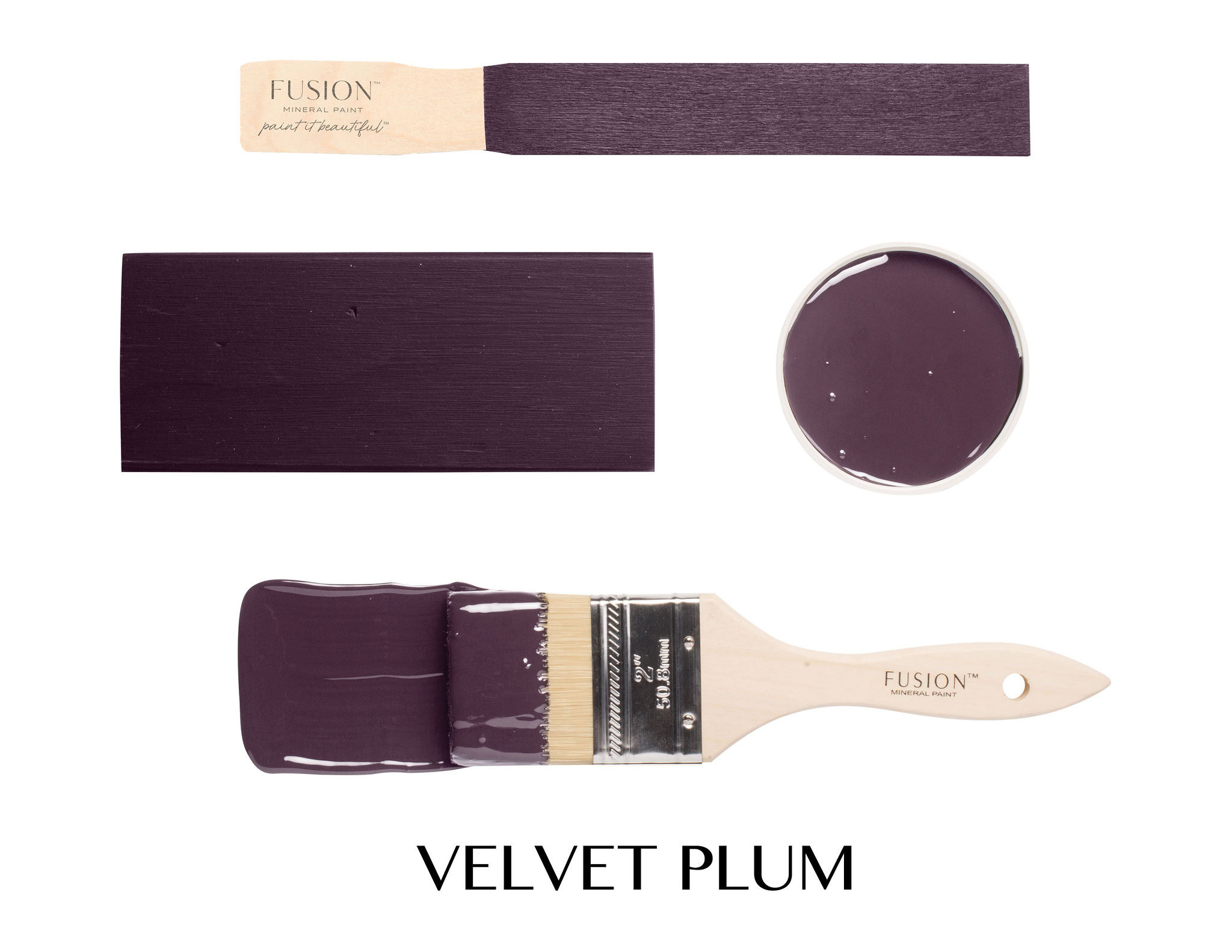 T2VELVETPLUMTEXT värvine pintsel ja värvinäidis toonis Fusion Mineral Paint VELVET PLUM