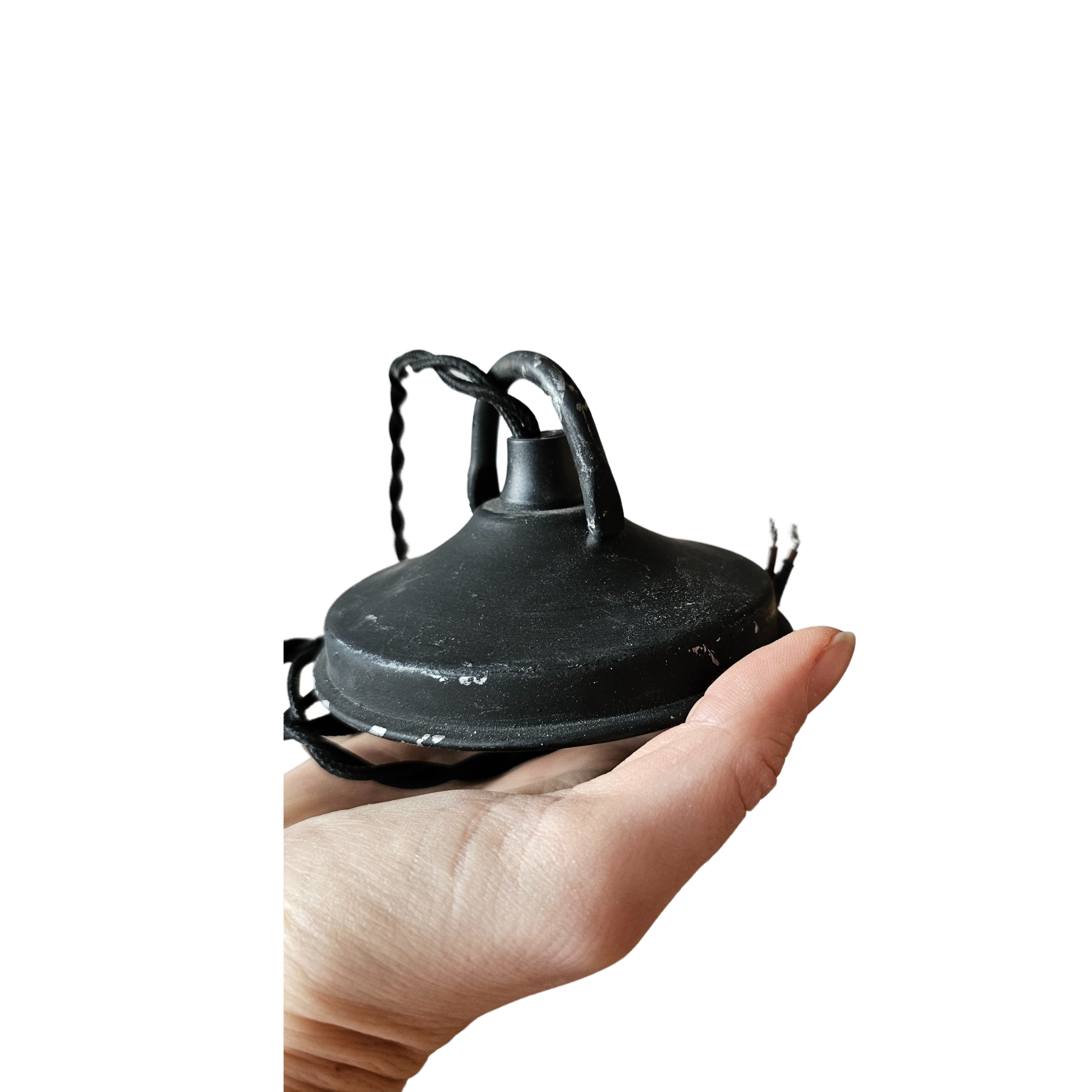 MUST_1 Metallist laevalgusti MUST LAEROSETT