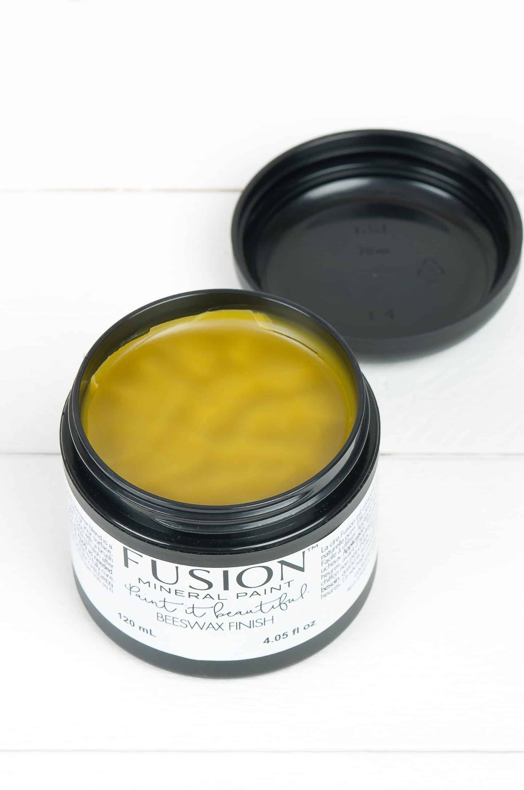 Fusion Mineral Paint HEMP OIL & BEESWAX vaha Fusion Mineral Paint HEMP OIL & BEESWAX vaha